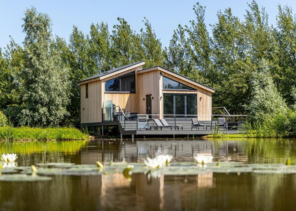 Woad Mill Lakeside Lodges Бостън Екстериор снимка