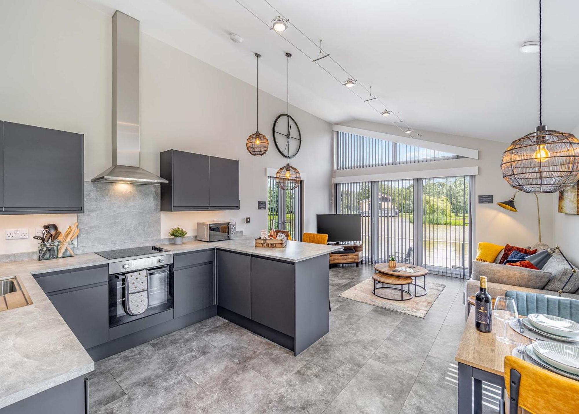 Woad Mill Lakeside Lodges Бостън Екстериор снимка